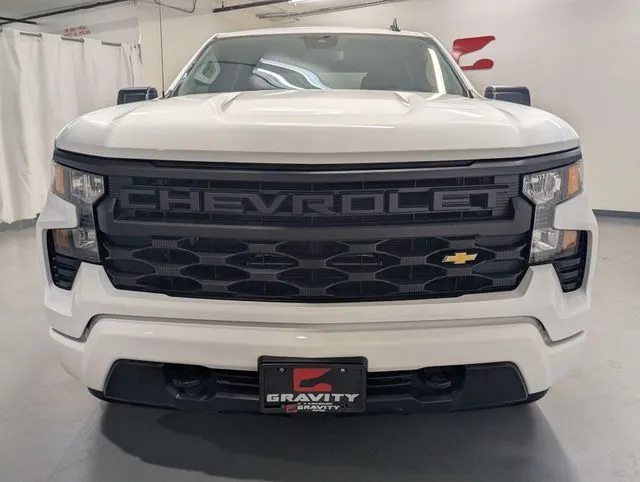 Chevrolet Silverado 1500 photo 23