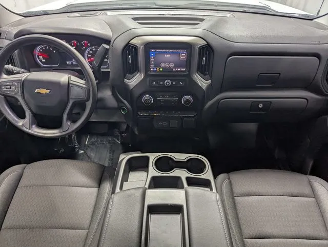 Chevrolet Silverado 1500 photo 6