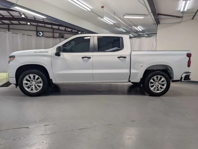 Chevrolet Silverado 1500 photo 22