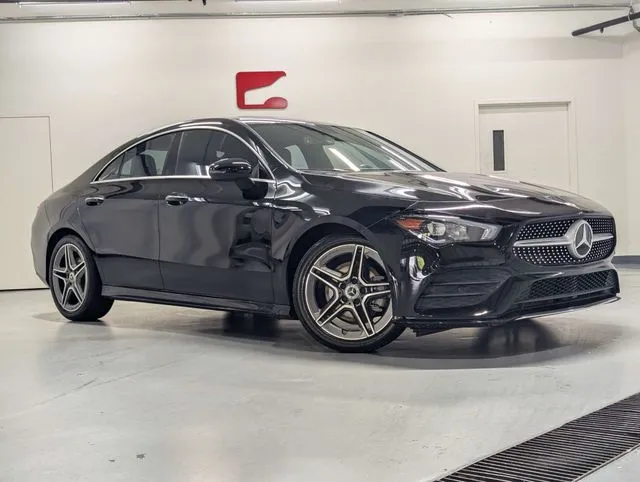 Mercedes-Benz CLA photo 2