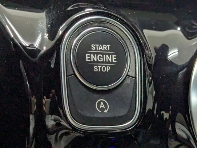 Mercedes-Benz CLA photo 22