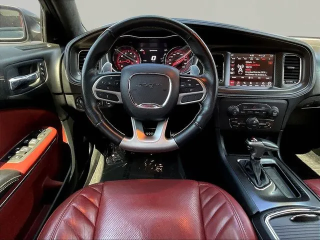 Dodge Charger photo 10