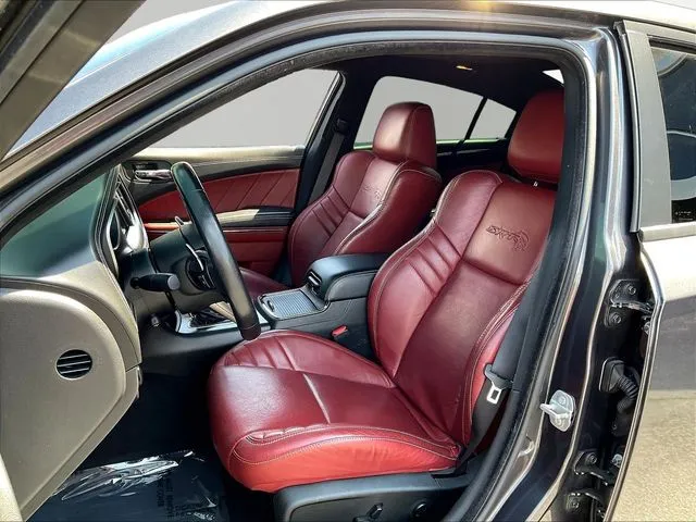 Dodge Charger photo 22