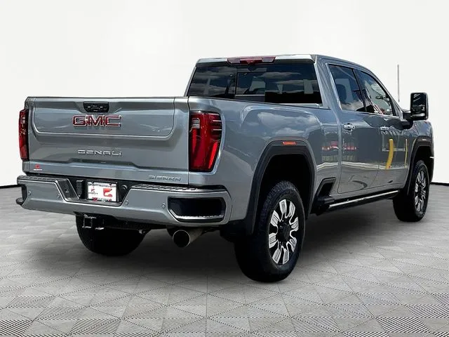 GMC Sierra 3500 HD photo 7