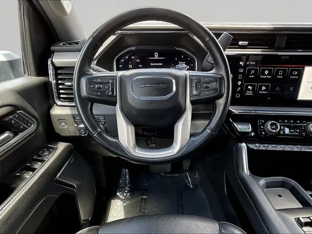 GMC Sierra 3500 HD photo 11