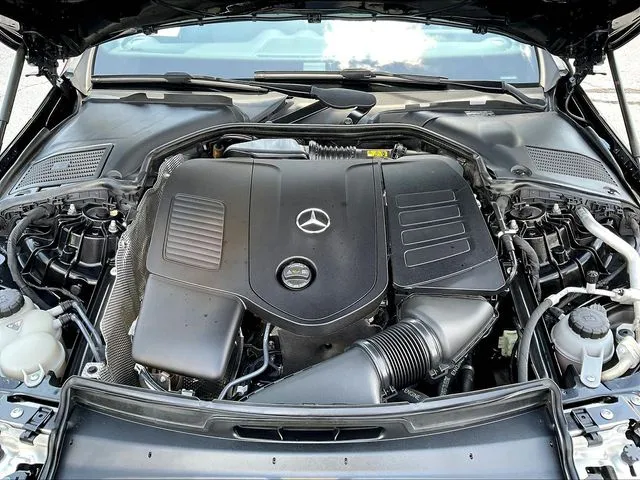 Mercedes-Benz C-Class photo 30
