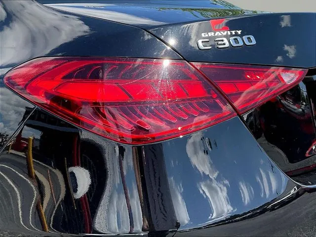 Mercedes-Benz C-Class photo 23