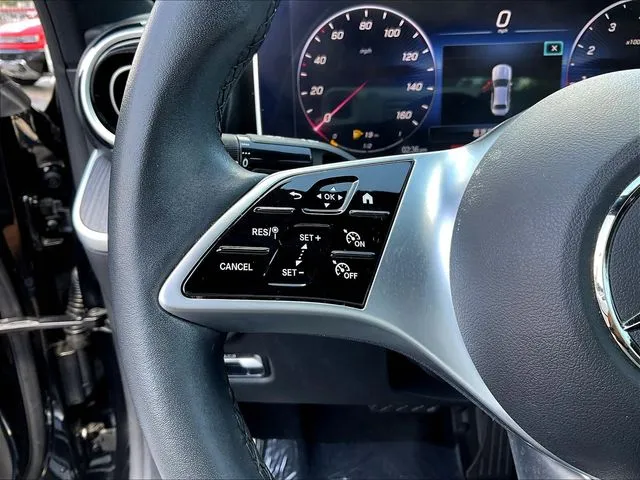 Mercedes-Benz C-Class photo 13