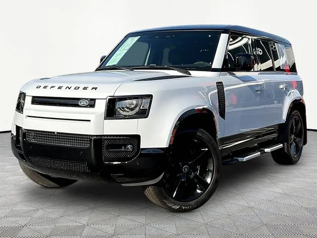 Land Rover Defender 110 photo 3
