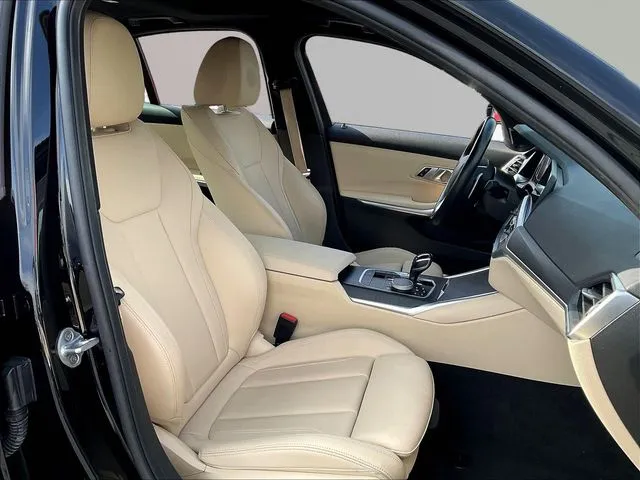 BMW 3 Series photo 31
