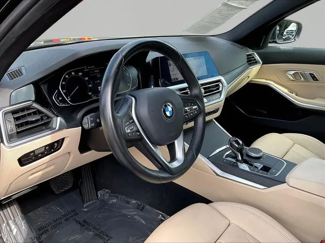 BMW 3 Series photo 19