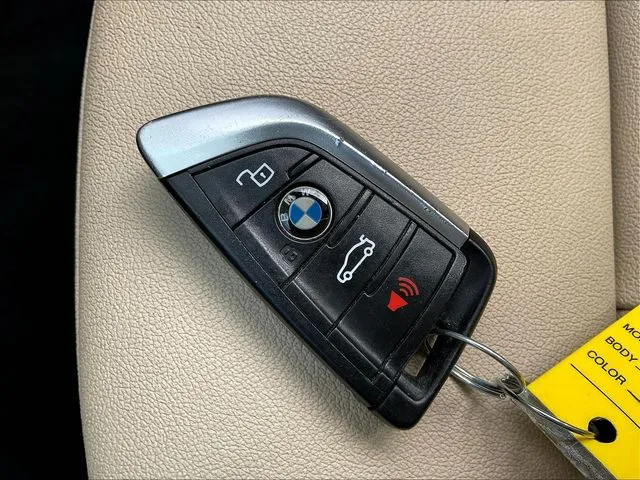 BMW 3 Series photo 37