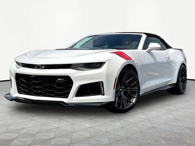 Chevrolet Camaro photo 2