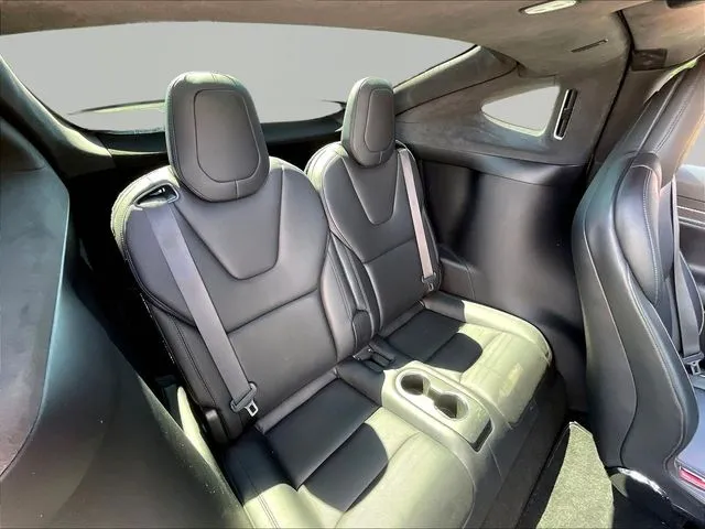 Tesla Model X photo 26