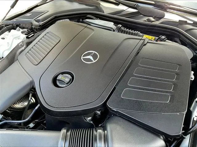 Mercedes-Benz C-Class photo 32