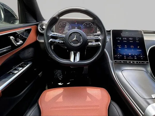 Mercedes-Benz C-Class photo 10