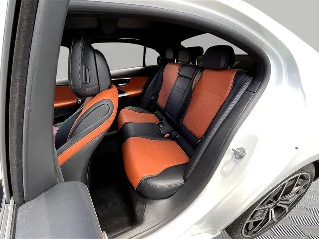 Mercedes-Benz C-Class photo 23