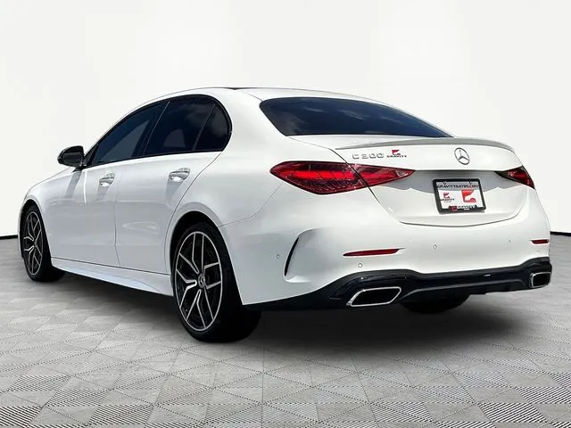 Mercedes-Benz C-Class photo 5