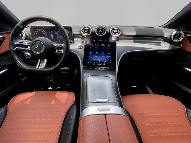 Mercedes-Benz C-Class photo 9