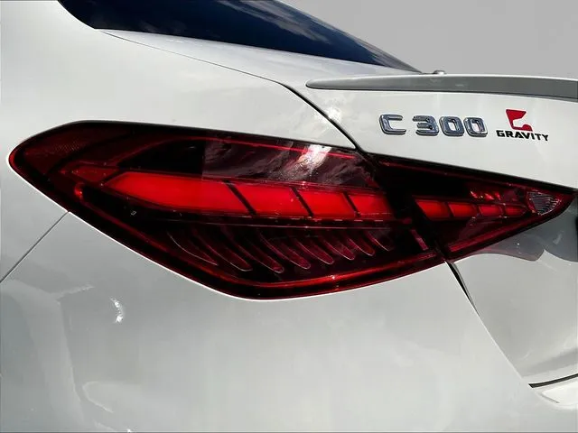 Mercedes-Benz C-Class photo 24