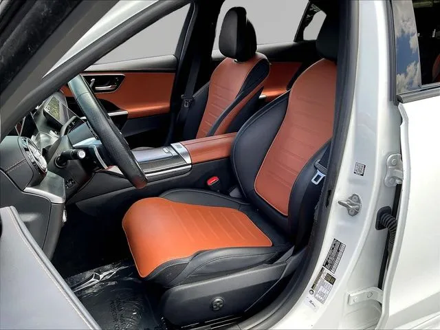 Mercedes-Benz C-Class photo 22