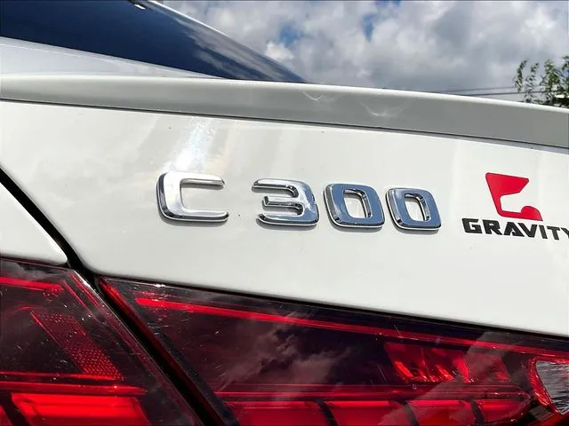 Mercedes-Benz C-Class photo 25
