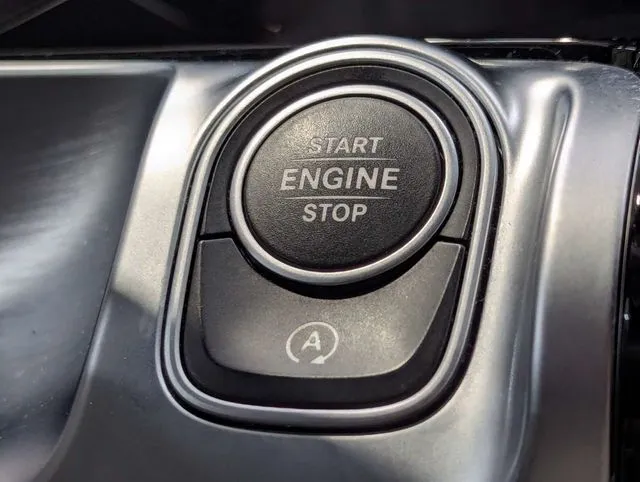Mercedes-Benz GLB photo 21