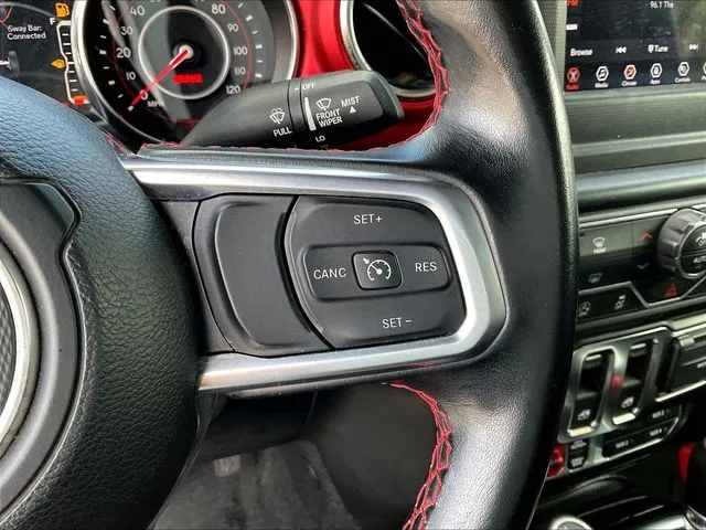 Jeep Wrangler photo 13