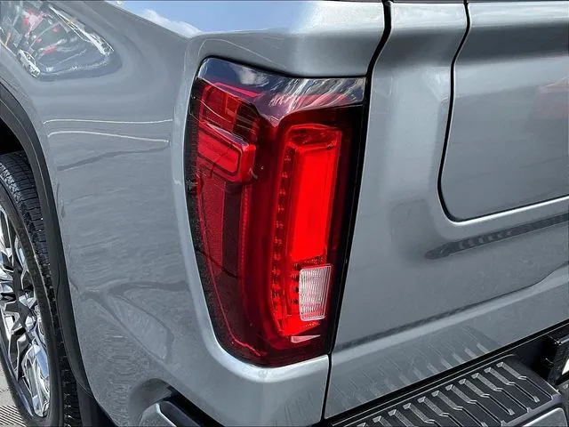 GMC Sierra 1500 photo 25