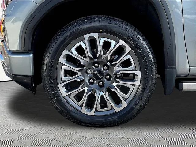 GMC Sierra 1500 photo 36
