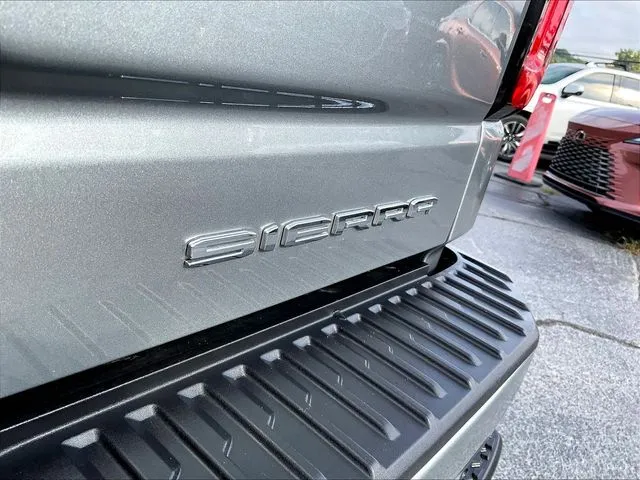 GMC Sierra 1500 photo 26