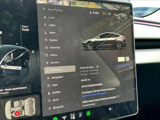 Tesla Model 3 photo 17