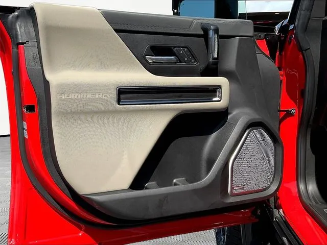 GMC Hummer EV SUV photo 22