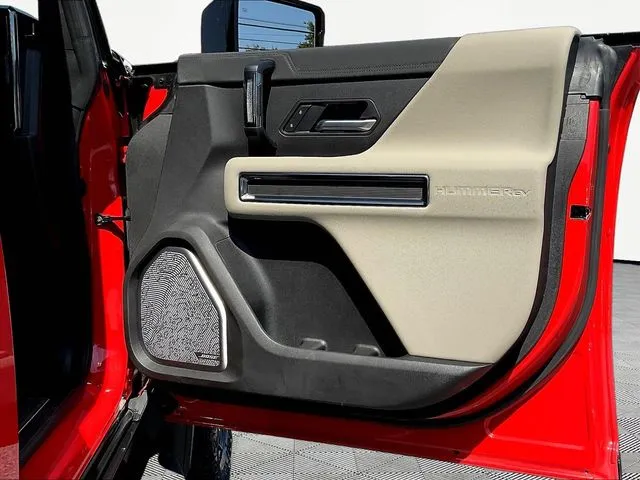 GMC Hummer EV SUV photo 30