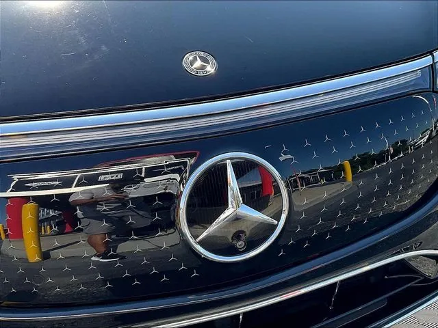 Mercedes-Benz EQS photo 35