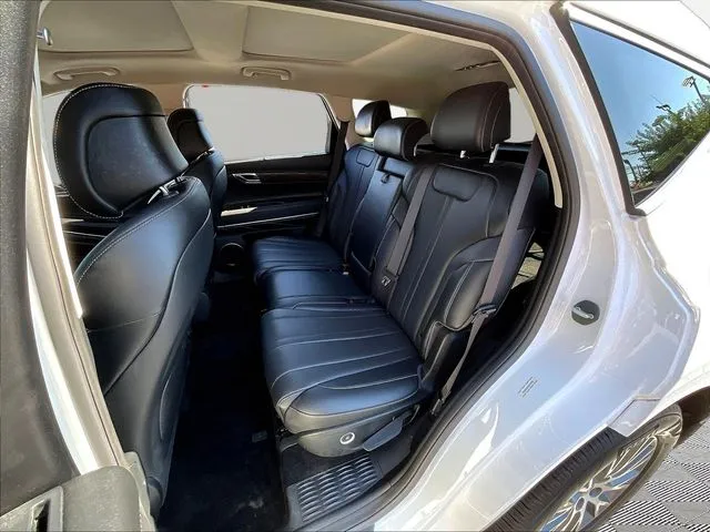 Genesis GV80 photo 24