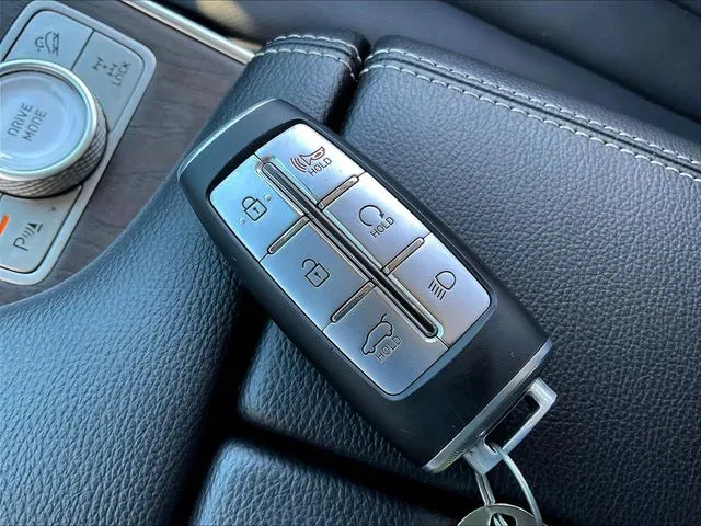 Genesis GV80 photo 37