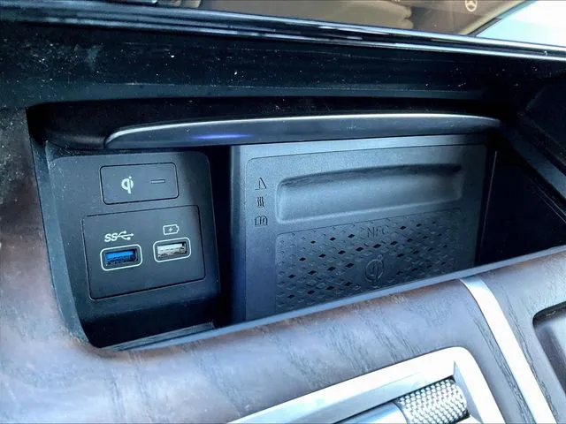 Genesis GV80 photo 17