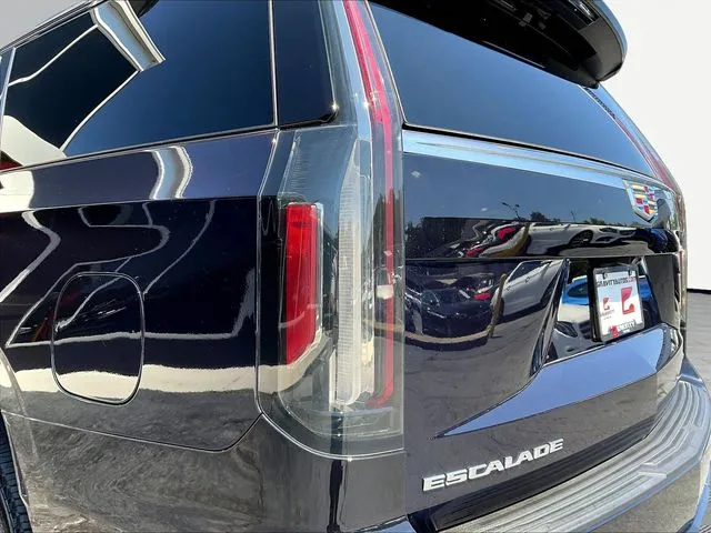 Cadillac Escalade ESV photo 25