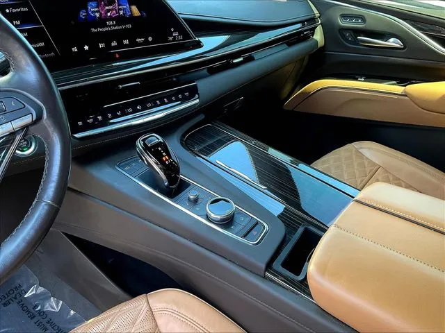 Cadillac Escalade ESV photo 20