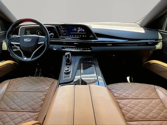 Cadillac Escalade ESV photo 9