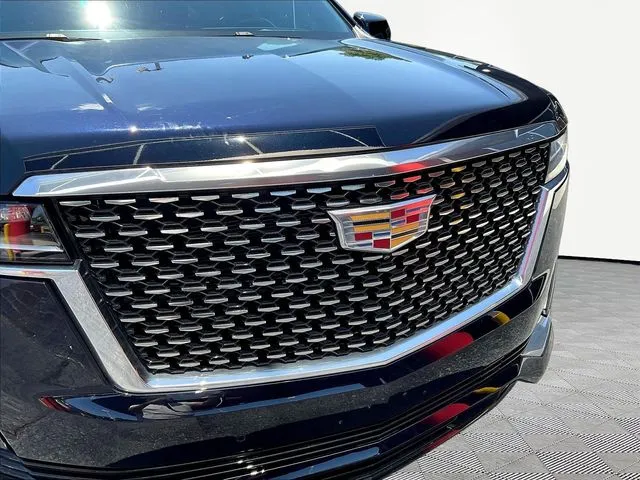 Cadillac Escalade ESV photo 36
