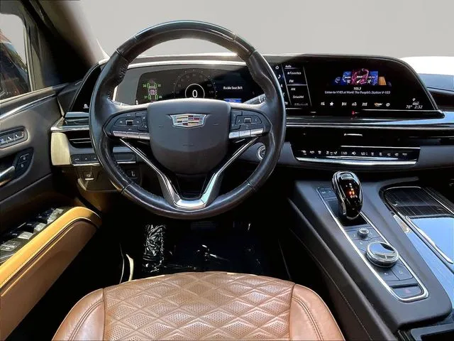 Cadillac Escalade ESV photo 10