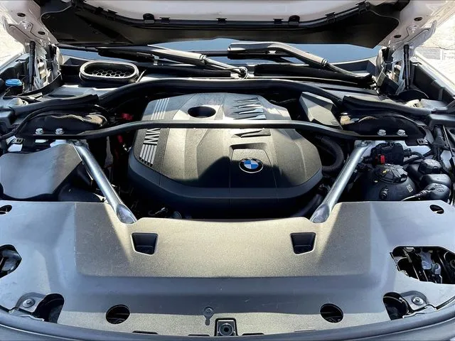 BMW 7 Series photo 30