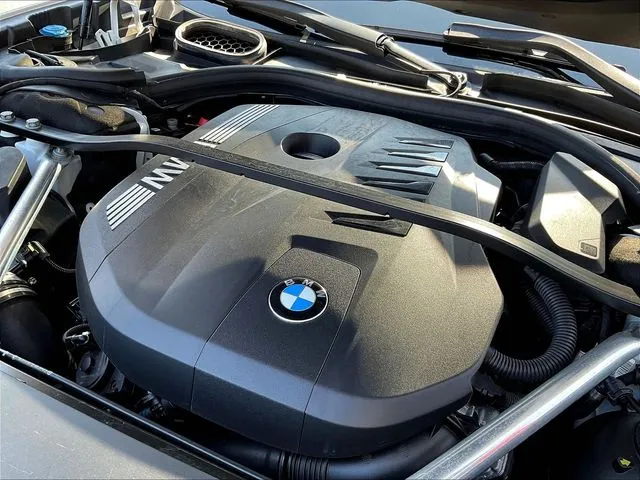 BMW 7 Series photo 31