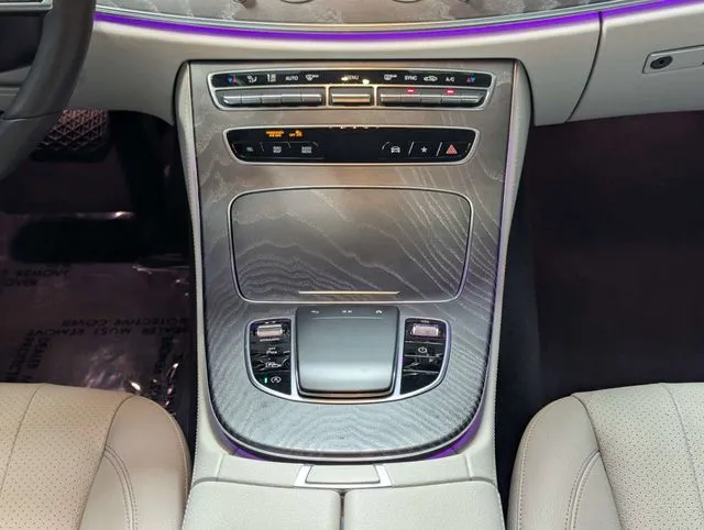 Mercedes-Benz E-Class photo 12