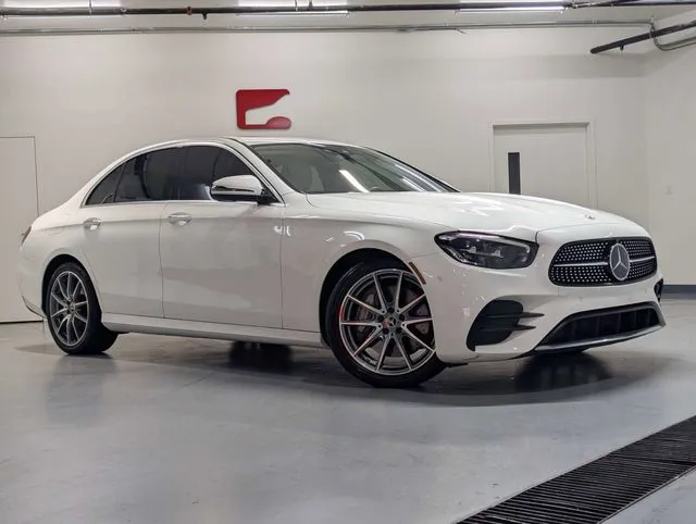 Mercedes-Benz E-Class photo 2