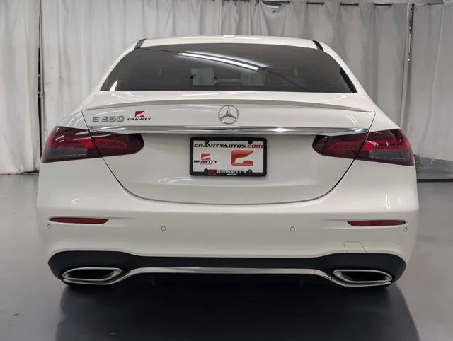 Mercedes-Benz E-Class photo 27
