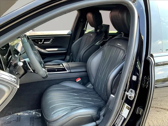 Mercedes-Benz S-Class photo 23