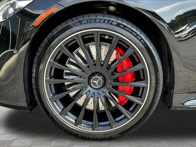 Mercedes-Benz S-Class photo 36